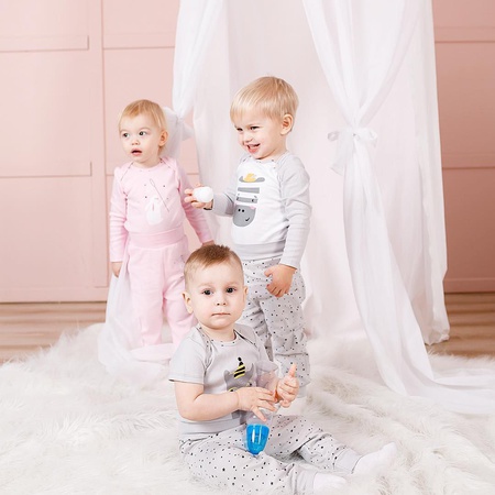 ملابس الحضانة