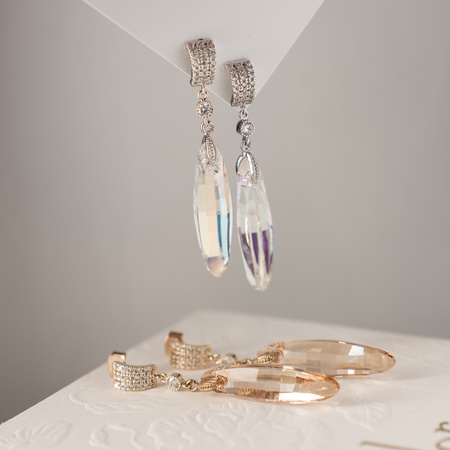 Украшения с камнями Swarovski