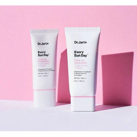 [Dr.Jart +] HER PAZAR PARLAYAN TABAN TONU (50ML) / Yüz Güneş Kremi