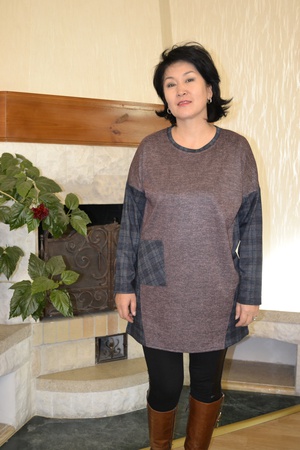 Üreticiden triko tunikler ve elbiseler (tümü stokta)