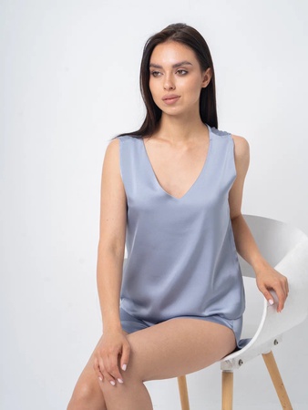 Women's silk pajamas