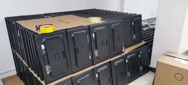 Second-hand monitors 19-34 inches long-term inventory sufficient for gaming and office