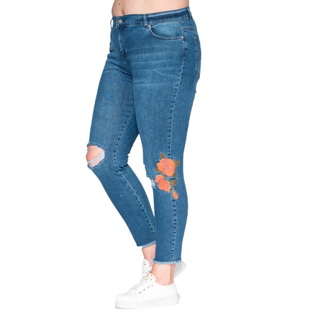 Büyük Beden Nakışlı Spor Kot Pantolon