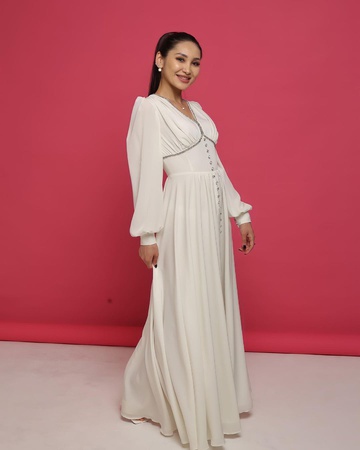 Mükemmel elbise. Stokta var.