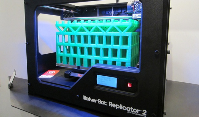 3D-DRUCKER-MAKERBOT-REPLIKATOR 2