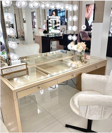 Туалетный стол. гримерный стол, зеркало с лампами мебель для салона красоты