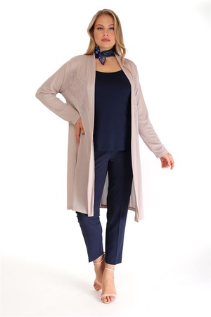 КАРДИГАН С БУСИНАМИ