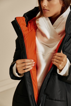 Kadın siyah kapitone kapüşonlu ceket