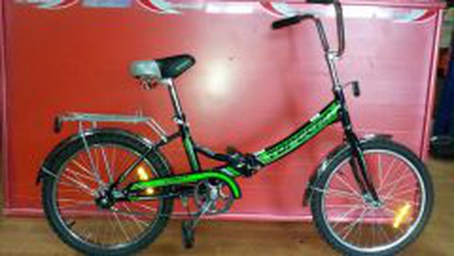 Çocuklar ve küçük öğrenciler için bisikletler