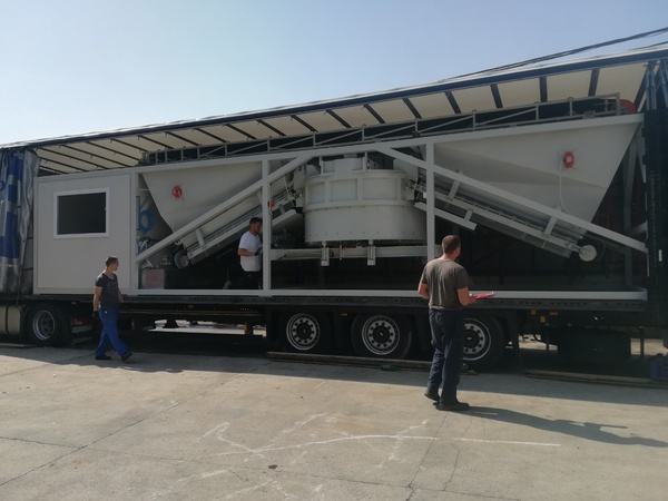 Containerized mobile concrete plant SUMAB K40