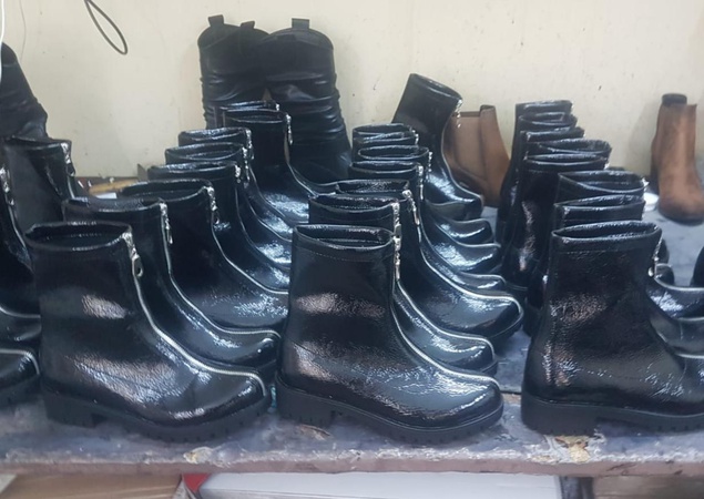 обувь женская ( ботинки, сапоги, кроссовки)