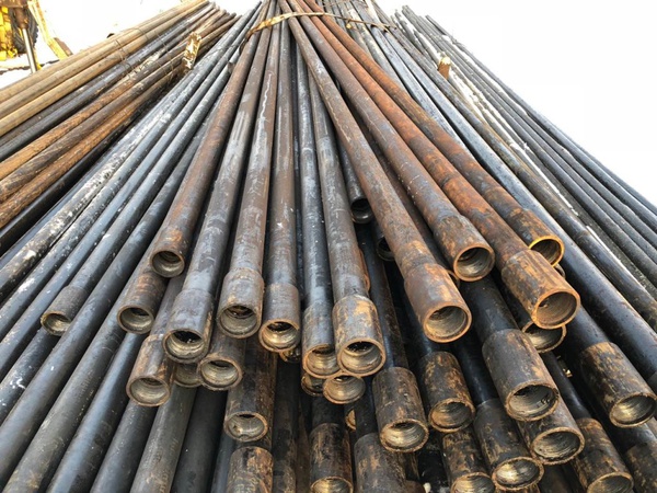 Kullanılmış borular nkt 60-102