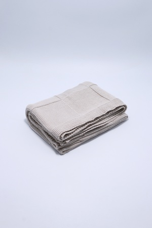 ТРИКОТАЖ ДЕТСКОЕ ОДЕЯЛО С КВАДРАТНЫМ УЗОРОМ