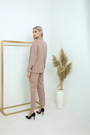 Женский классический костюм. Арт. 177