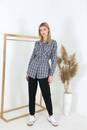 Женский спортивный костюм.