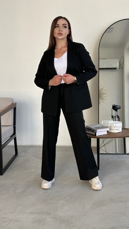 Костюм брючный женский