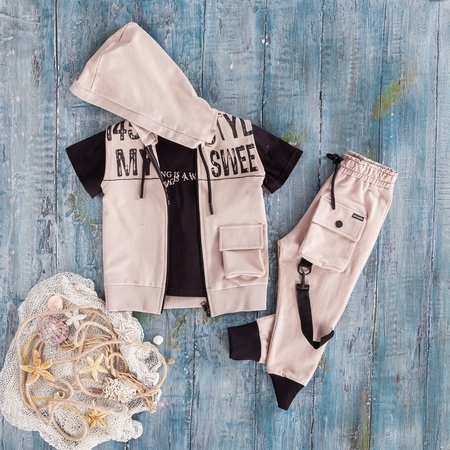 СПОРТИВНЫЙ КОСТЮМ