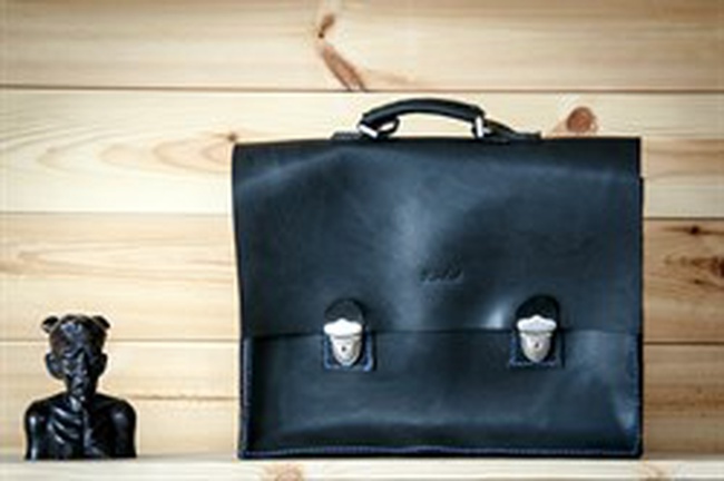 МУЖСКОЙ КОЖАНЫЙ ПОРТФЕЛЬ ДВУСОСТАВНОЙ