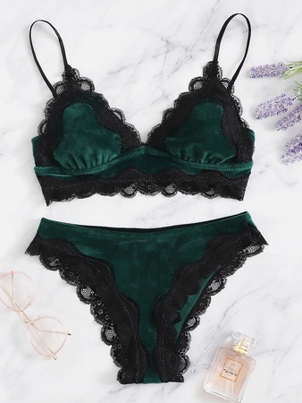 Кружевной Отделкой Комплект Белья С Веерообразной Отделкой