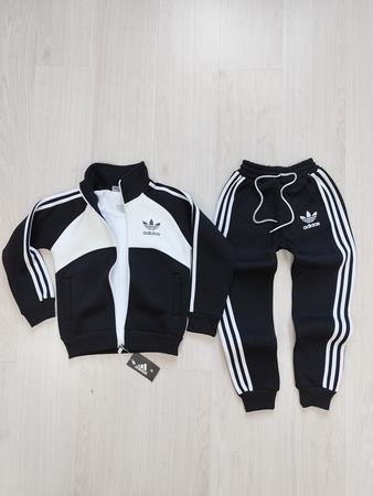 Спортивный костюм подростковый