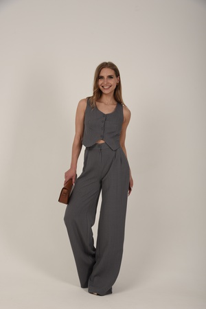 Классический костюм "Льняное Изящество"