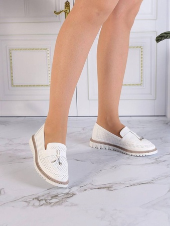 Туфли закрытые женские из кожи.