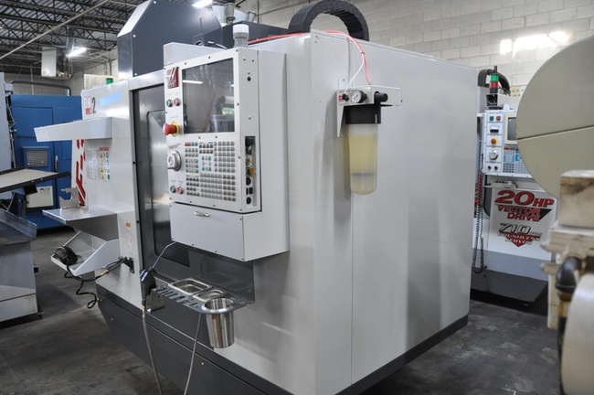 Vertical milling machining center HAAS DM-2 with CNC