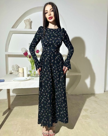 Моделька Freya легкие и воздушные платья