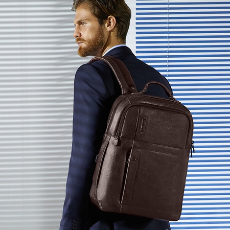 Мужские сумки лт бренда Piquadro