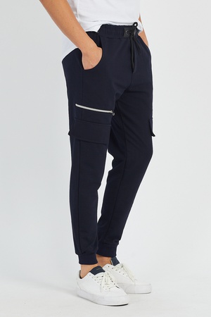 Fermuar ve kapak detaylı eşofman altı