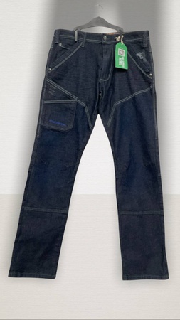 Джинсы бренда Blue X Only