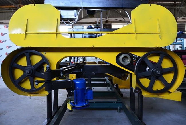 Пилорама продольная ленточная