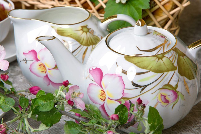 Tea service - June (Tulip, 15 items)