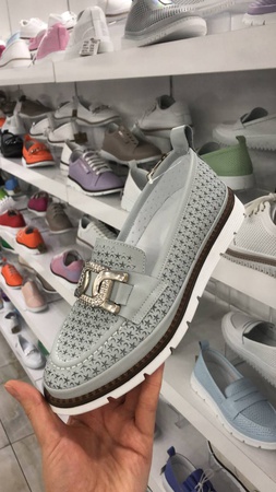 Туфли закрытые женские из кожи