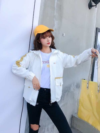 женская ветровка