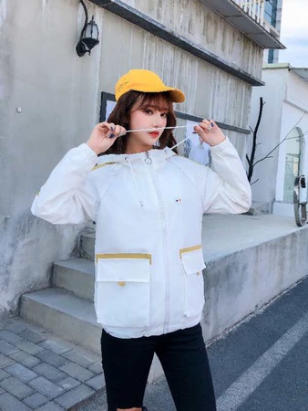 женская ветровка