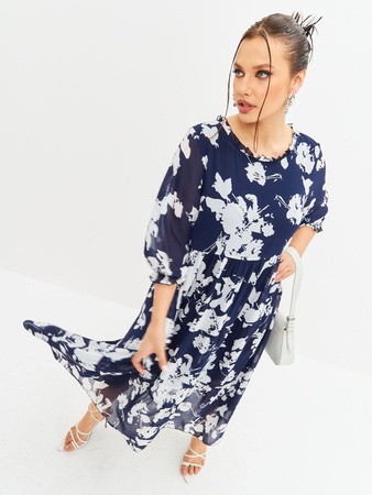 Kadın çeşitlerini dikiyoruz