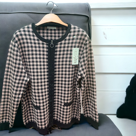 Кофты на замочке