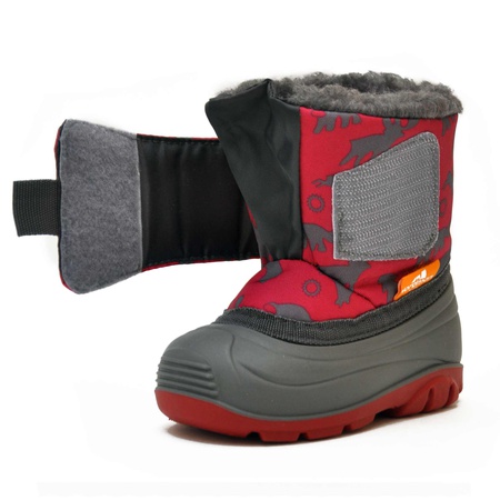 NORDMAN KÜÇÜK BİR ÇOCUK SNOWBOOTS İZOLELİ