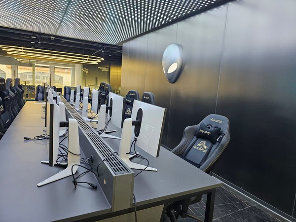 Large number of displays 27inch 144hz 165hz 32inch 144hz 165hz 1k 2k 4k