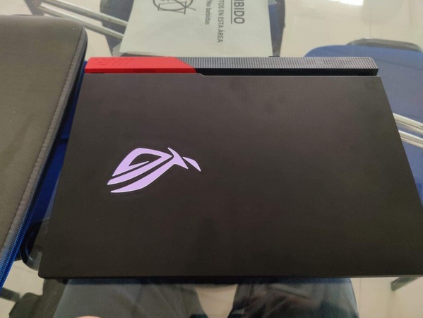 ASUS ROG STRIX G15 (G513QY) AMD