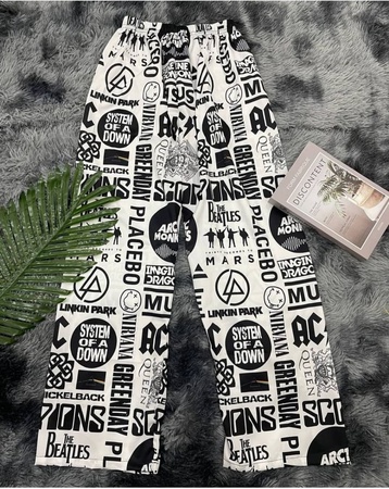 Брюки газета