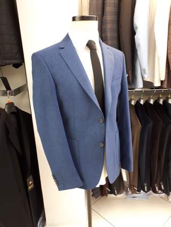 мужские костюмы