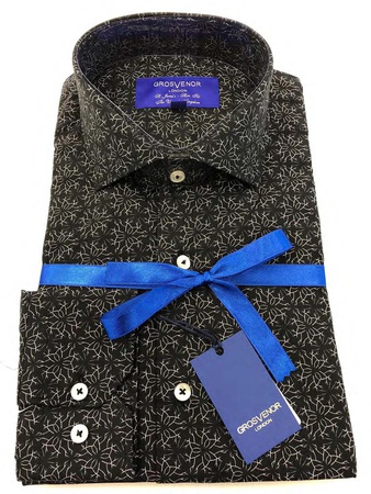 Erkeklerin gömlekleri