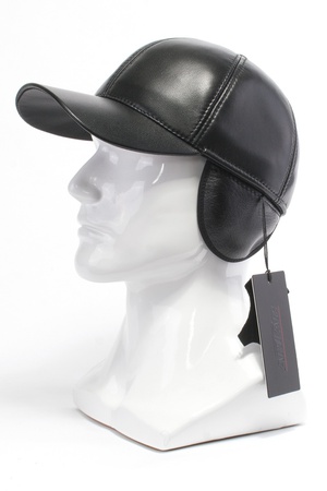 Бейсболка из кожи 200101