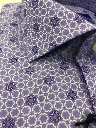 Erkeklerin gömlekleri