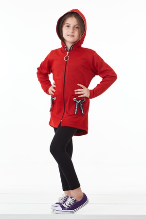 KAPÜŞONLU KIZ HIRKA