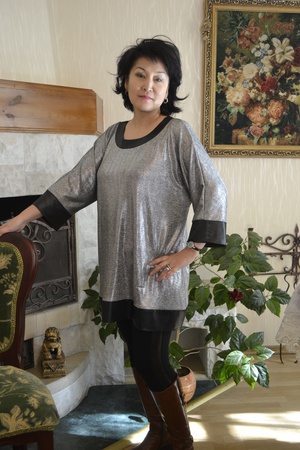 Üreticiden triko tunikler ve elbiseler (tümü stokta)