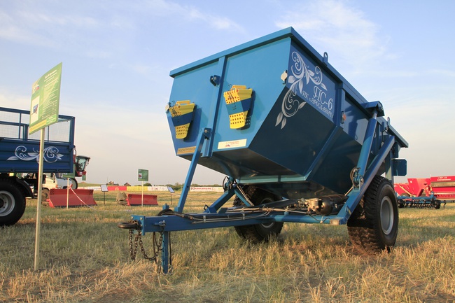 Полуприцеп самосвальный ПС-6 герметичный кузов