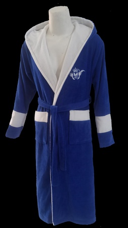 Бархатные халаты с двойным капюшоном